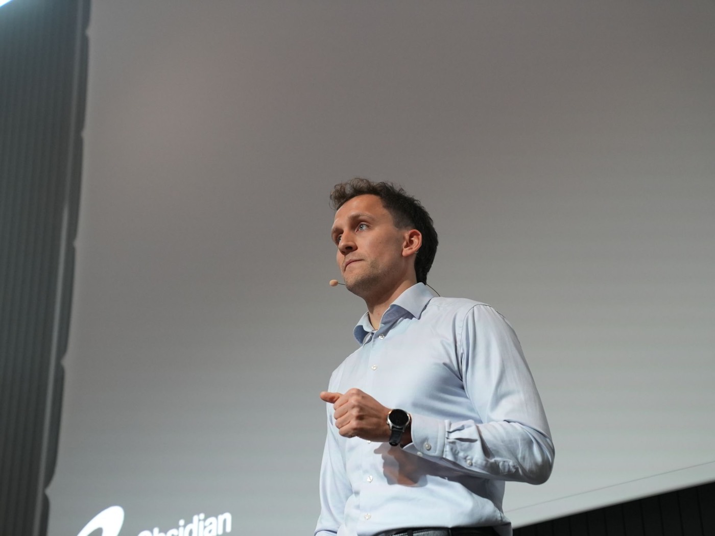 Nicklas Lindby holder oplæg om AI på AI Marketing Conference 2026